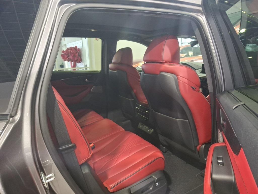 used 2022 Acura MDX car, priced at $33,477