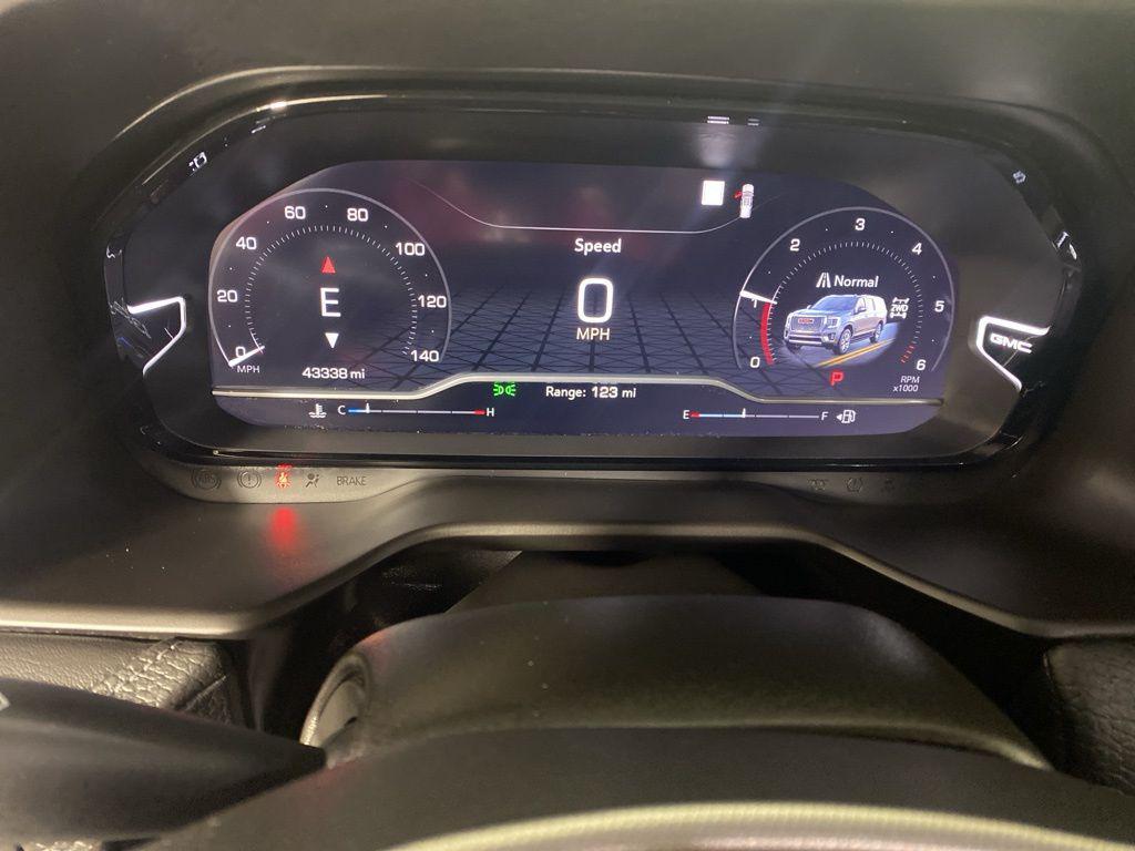 used 2023 GMC Yukon car, priced at $59,777