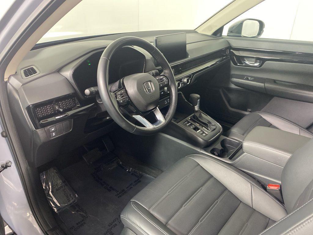 used 2025 Honda CR-V car, priced at $33,477