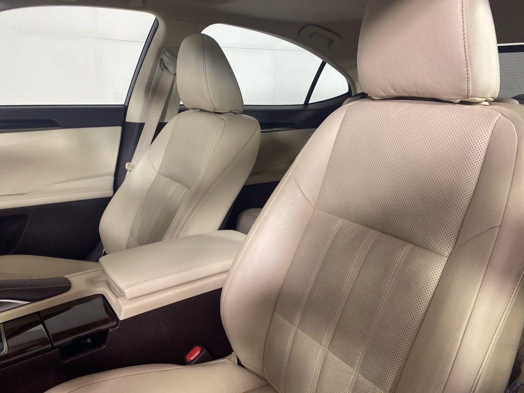 used 2016 Lexus ES 350 car, priced at $21,977