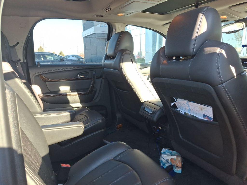 used 2015 GMC Acadia car, priced at $14,177