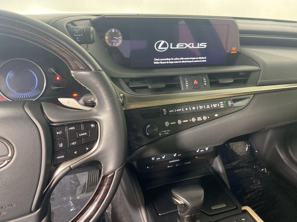 used 2020 Lexus ES 350 car, priced at $31,777