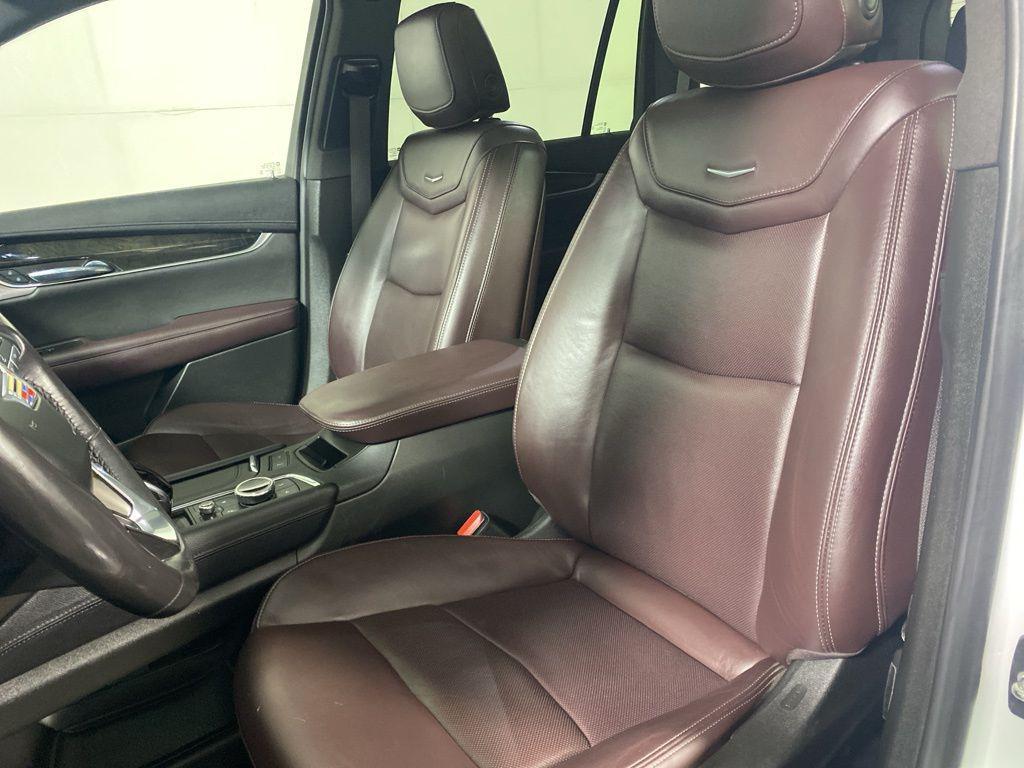 used 2021 Cadillac XT6 car, priced at $26,177