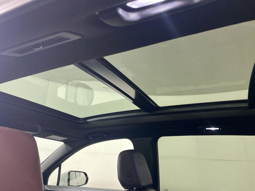 used 2021 Cadillac XT6 car, priced at $26,177