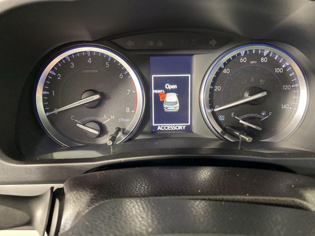 used 2016 Toyota Highlander car, priced at $20,477