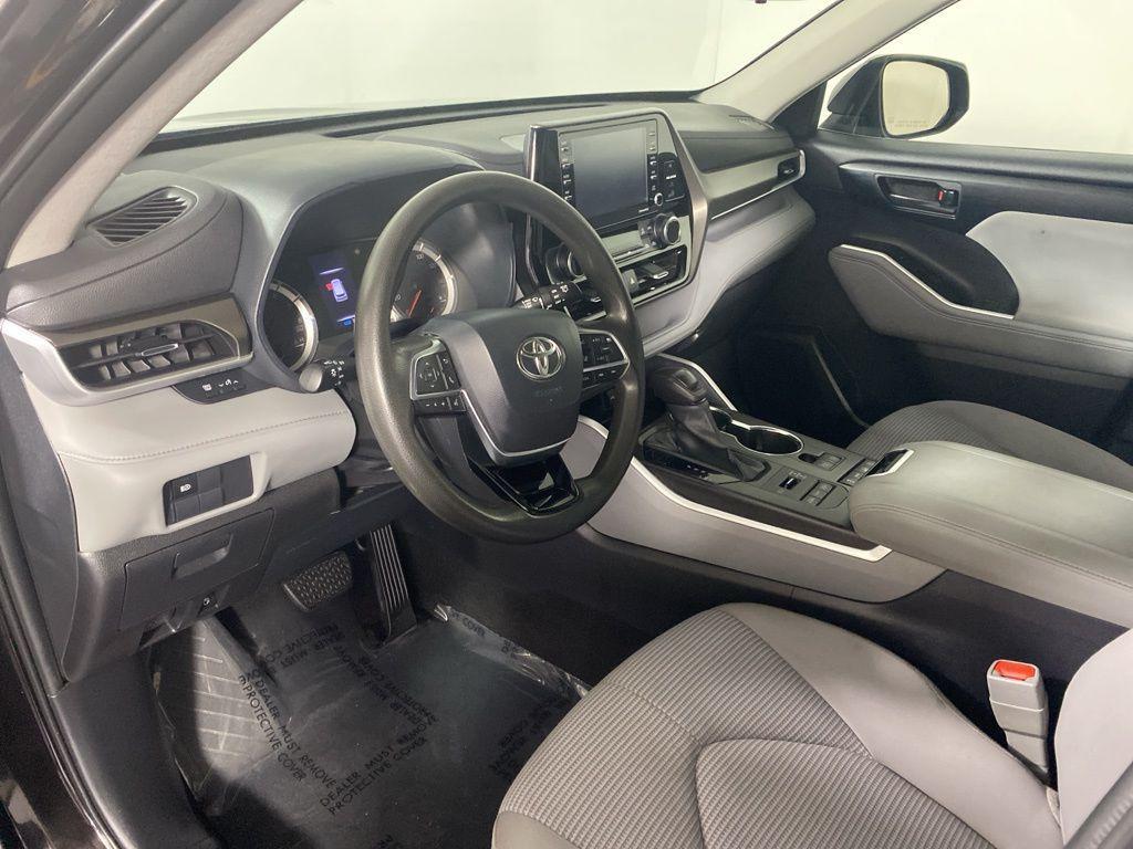 used 2020 Toyota Highlander car, priced at $24,177