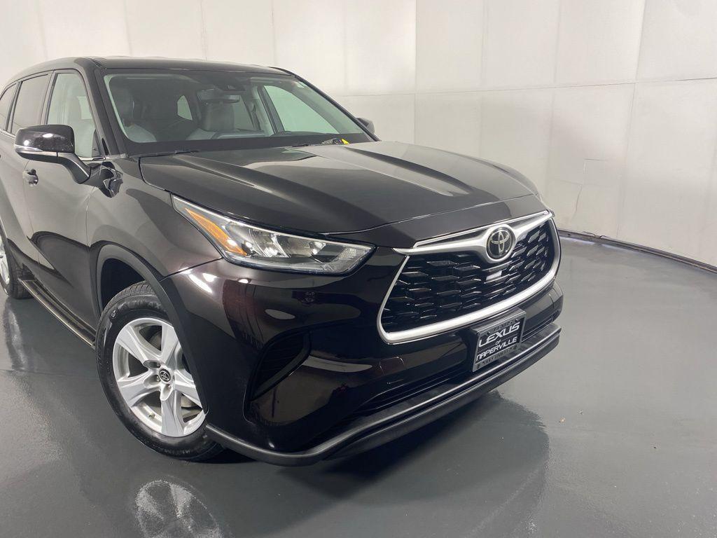used 2020 Toyota Highlander car, priced at $24,177
