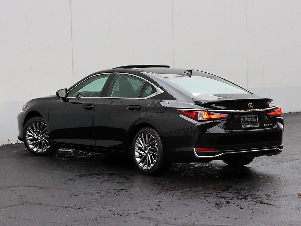 new 2025 Lexus ES 300h car, priced at $54,976