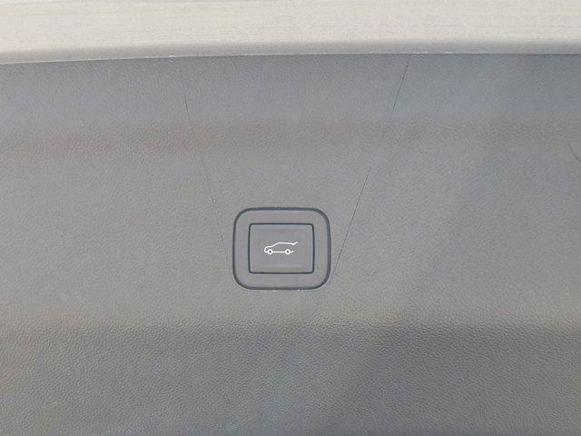 used 2025 GMC Yukon XL car, priced at $71,990