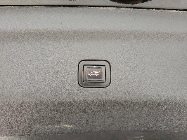 used 2021 GMC Yukon XL car, priced at $20,990