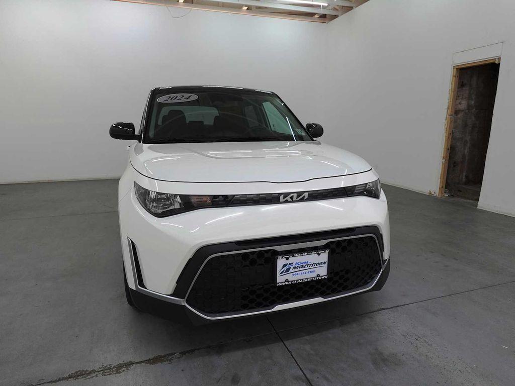 used 2024 Kia Soul car, priced at $18,287