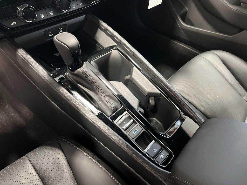 new 2026 Honda Accord Hybrid car, priced at $36,690