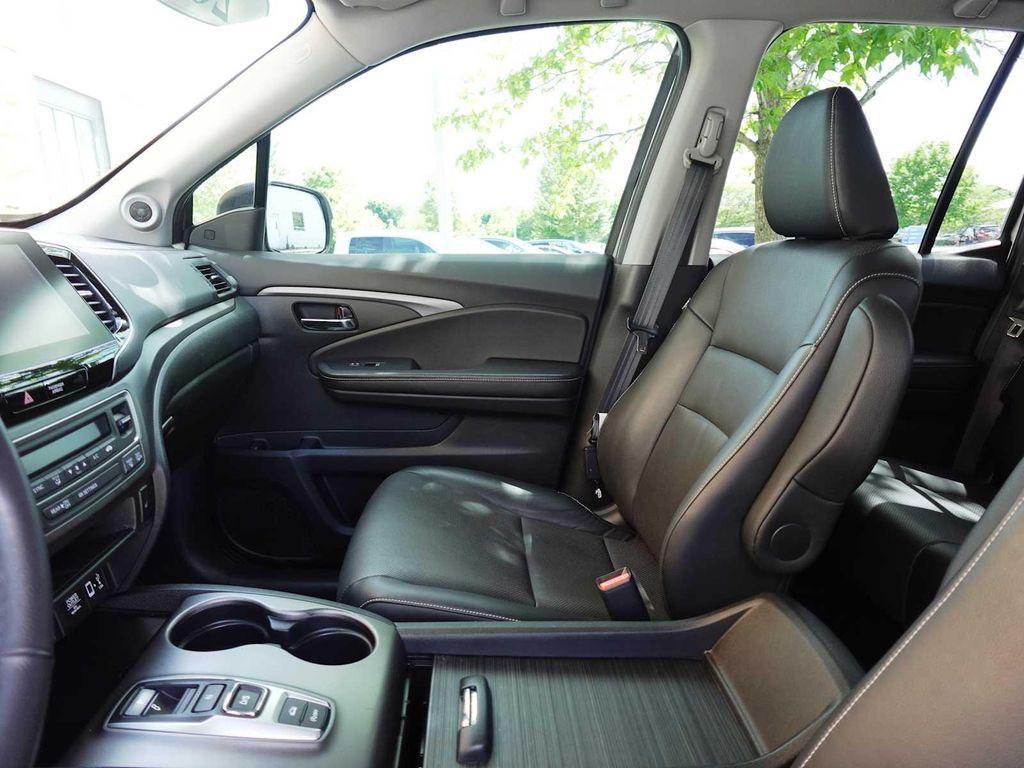 used 2023 Honda Ridgeline car, priced at $33,274