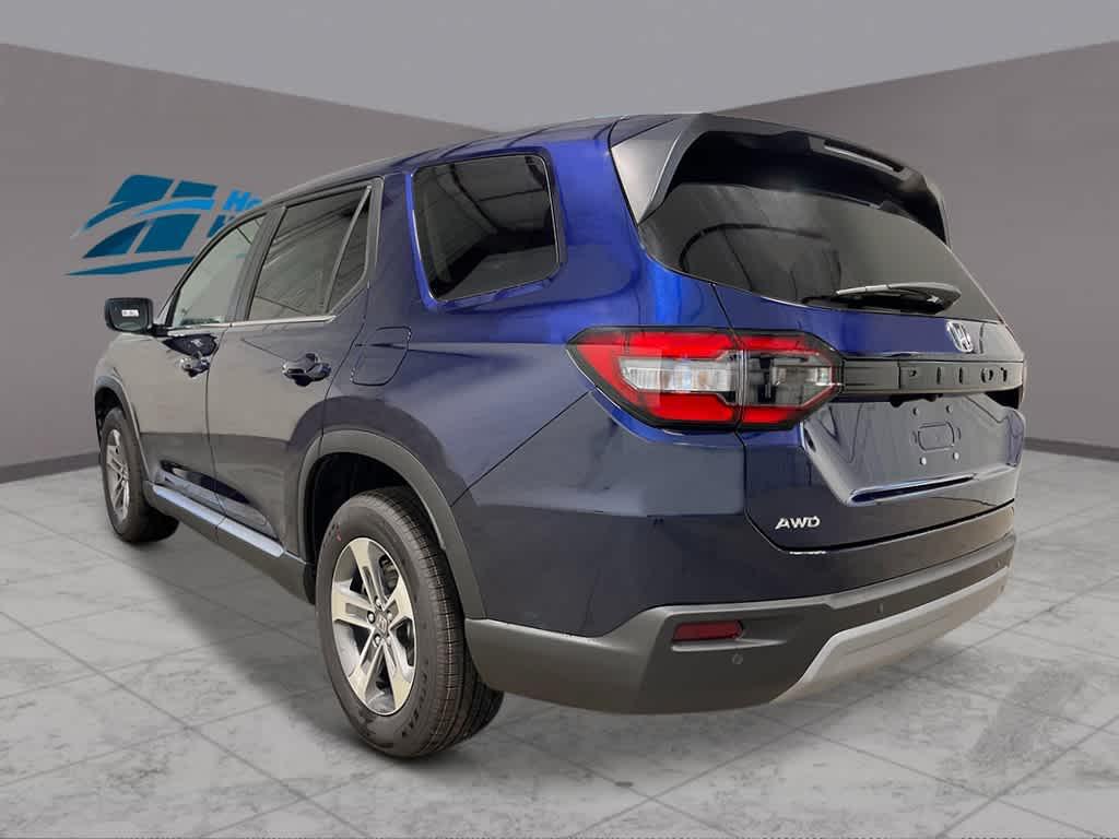new 2025 Honda Pilot car, priced at $47,095