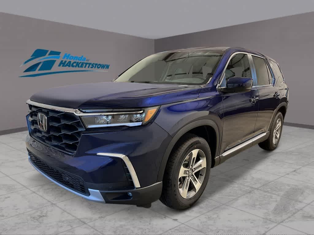 new 2025 Honda Pilot car, priced at $47,095
