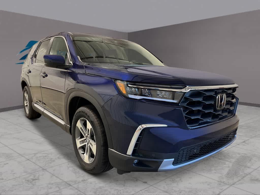 new 2025 Honda Pilot car, priced at $47,095
