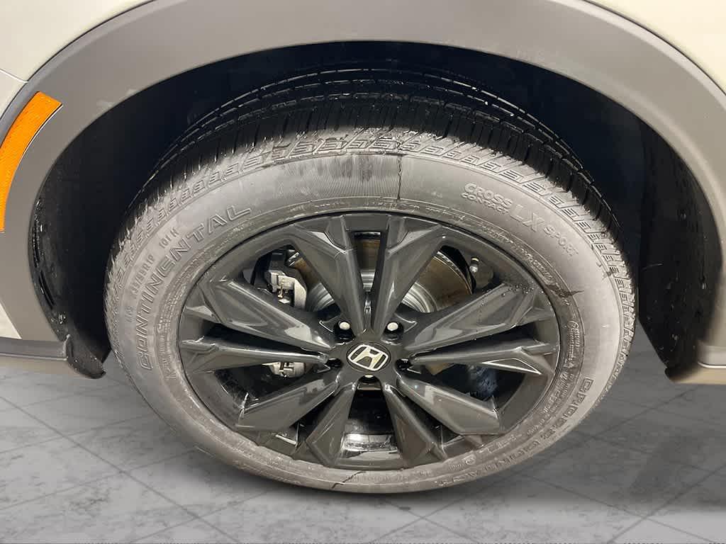 new 2026 Honda CR-V Hybrid car, priced at $43,700