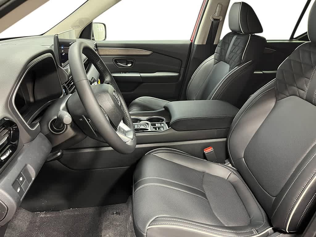 new 2026 Honda Pilot car, priced at $57,889