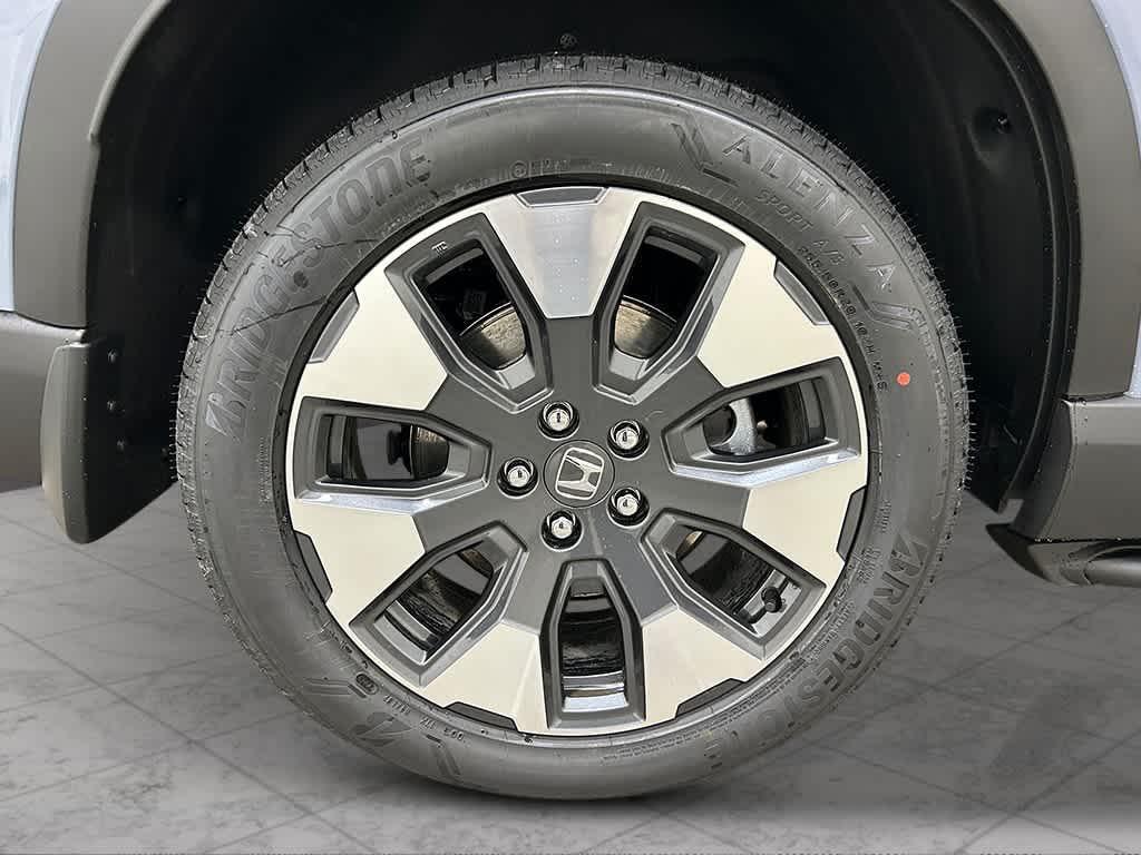 new 2026 Honda Pilot car, priced at $57,889