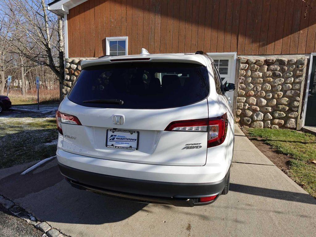 used 2022 Honda Pilot car, priced at $27,695