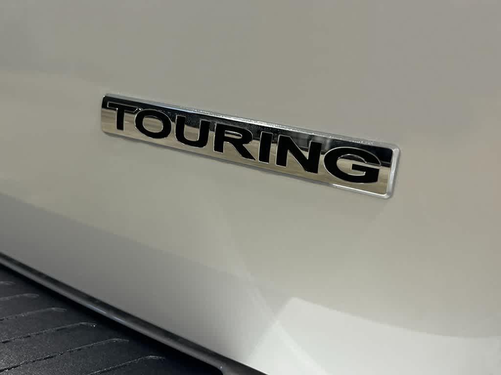 new 2026 Honda Odyssey car, priced at $49,445