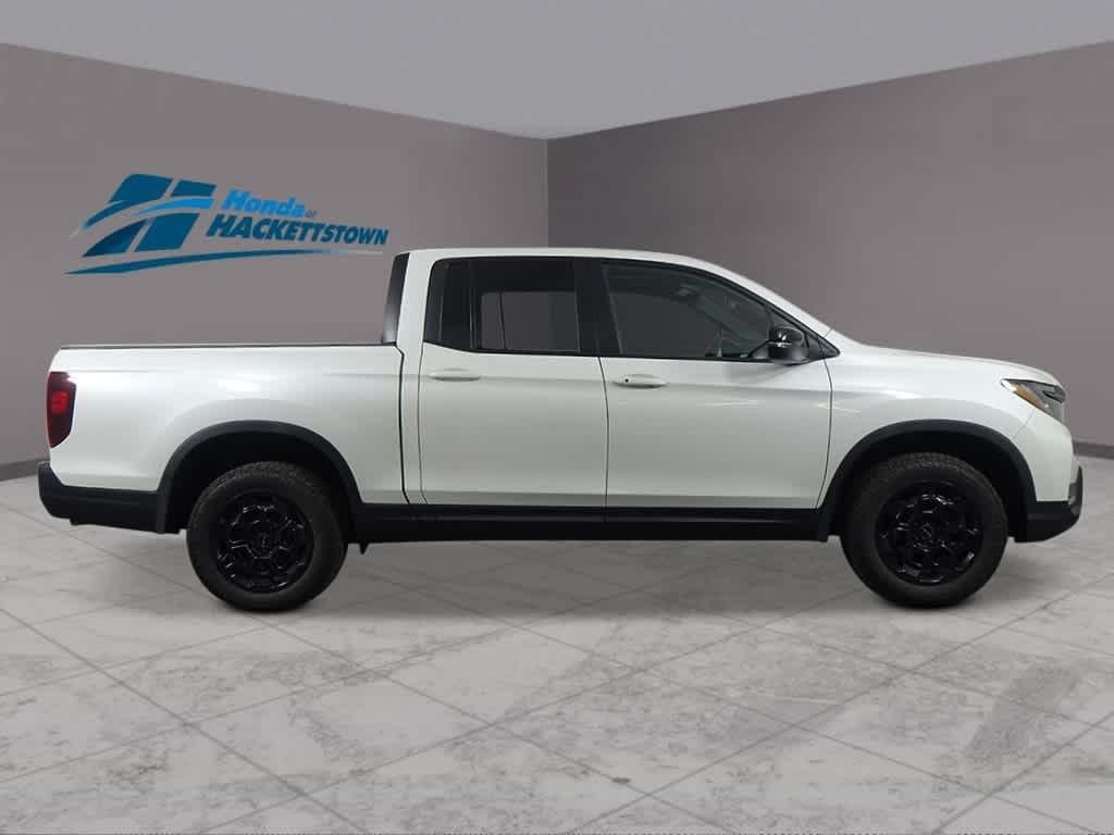 new 2025 Honda Ridgeline car, priced at $49,185