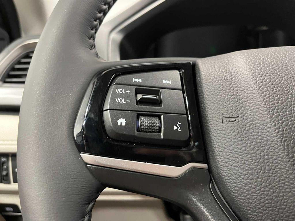 new 2026 Honda Odyssey car, priced at $44,290