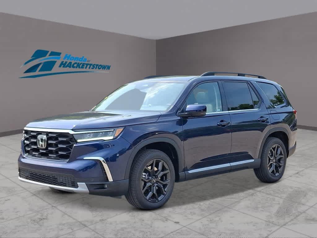 new 2025 Honda Pilot car, priced at $52,950