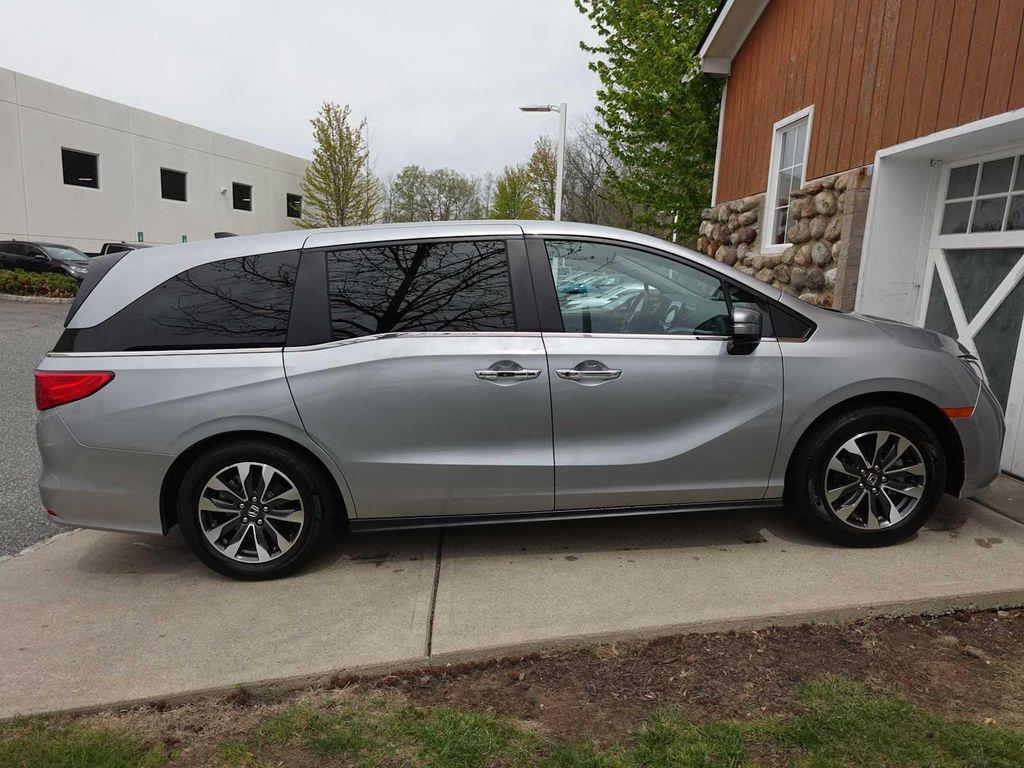 used 2024 Honda Odyssey car, priced at $33,698