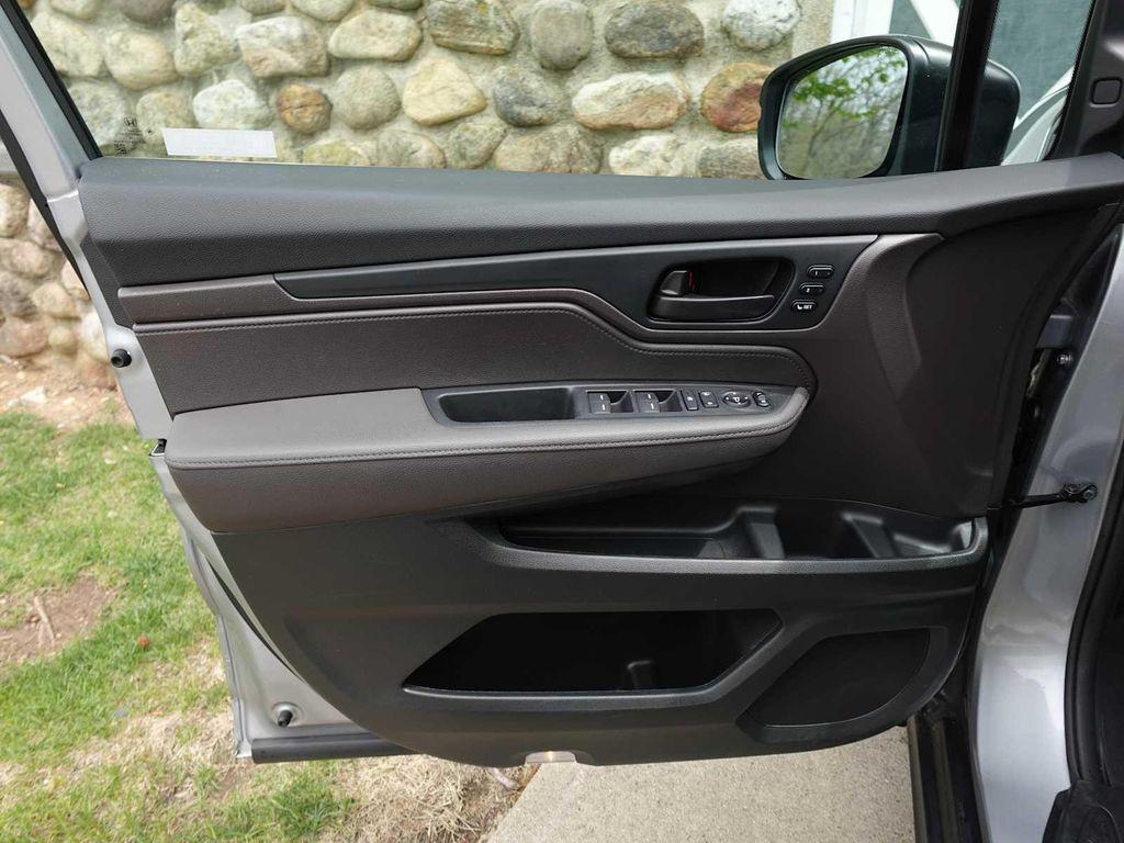 used 2024 Honda Odyssey car, priced at $33,698