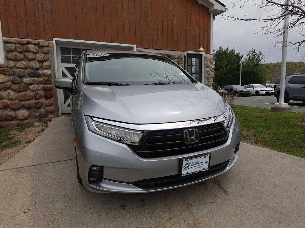used 2024 Honda Odyssey car, priced at $33,698
