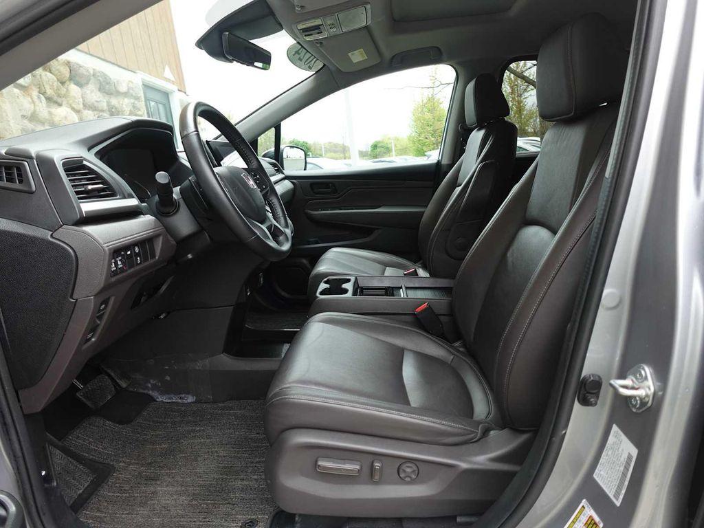 used 2024 Honda Odyssey car, priced at $33,698
