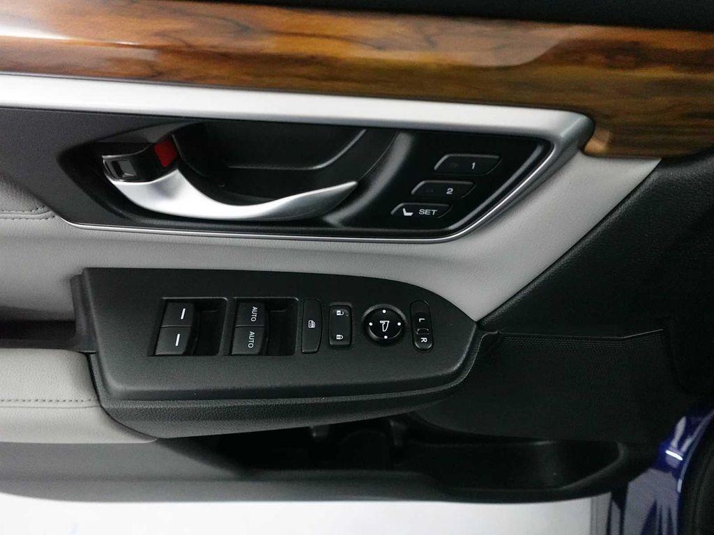 used 2017 Honda CR-V car, priced at $15,825