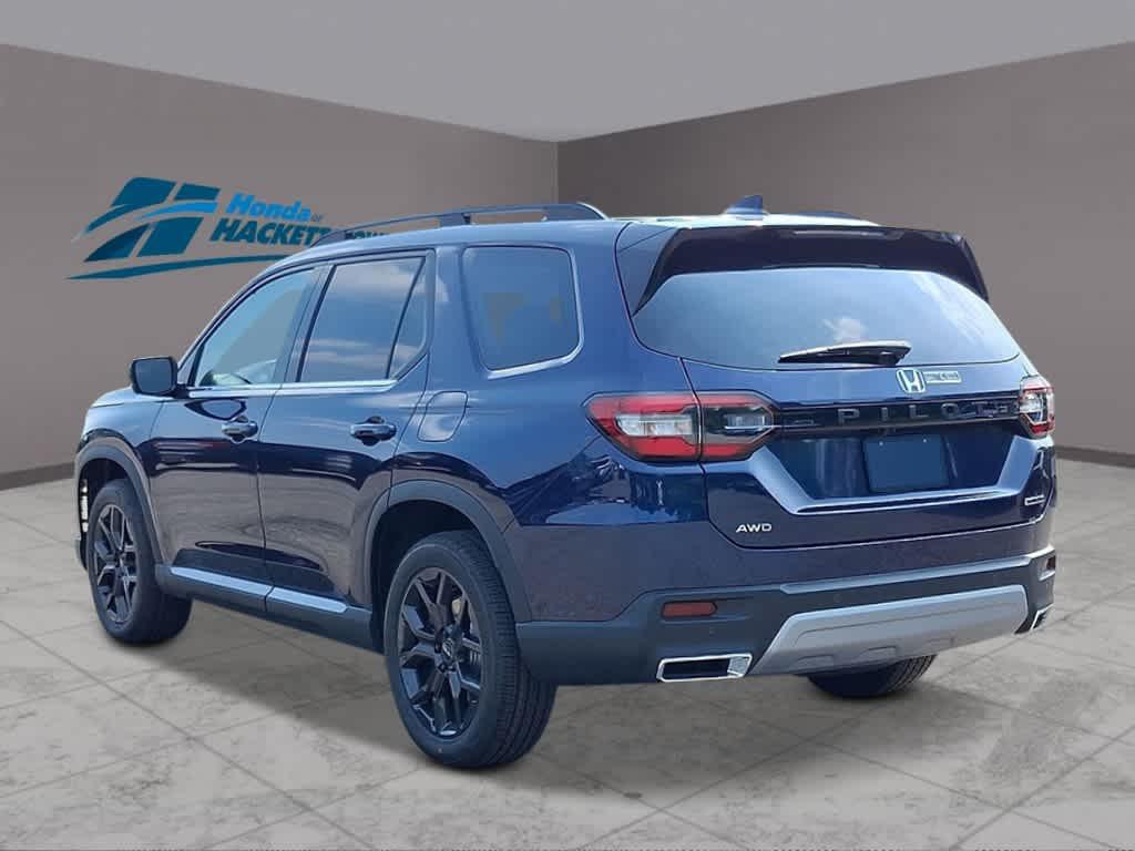 new 2025 Honda Pilot car, priced at $52,950
