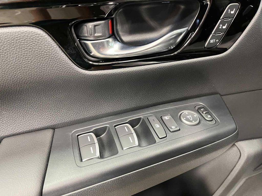 new 2026 Honda CR-V Hybrid car, priced at $44,155