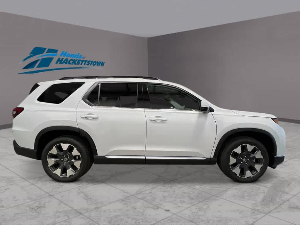 new 2026 Honda Pilot car, priced at $56,244