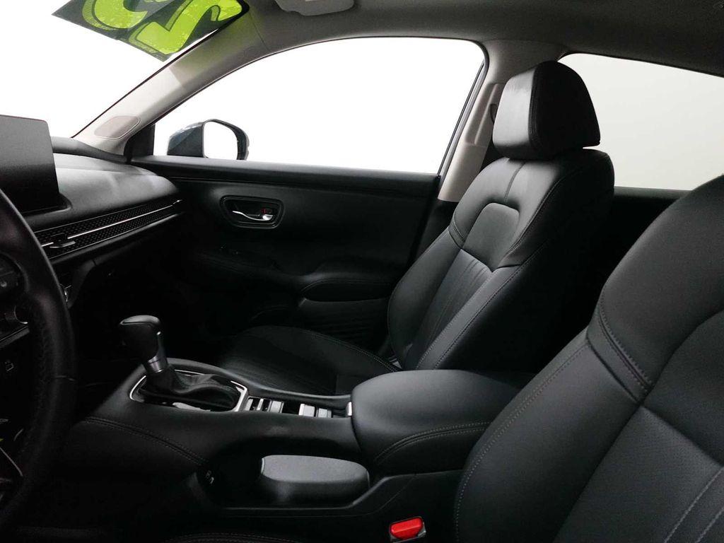 used 2025 Honda HR-V car, priced at $27,995