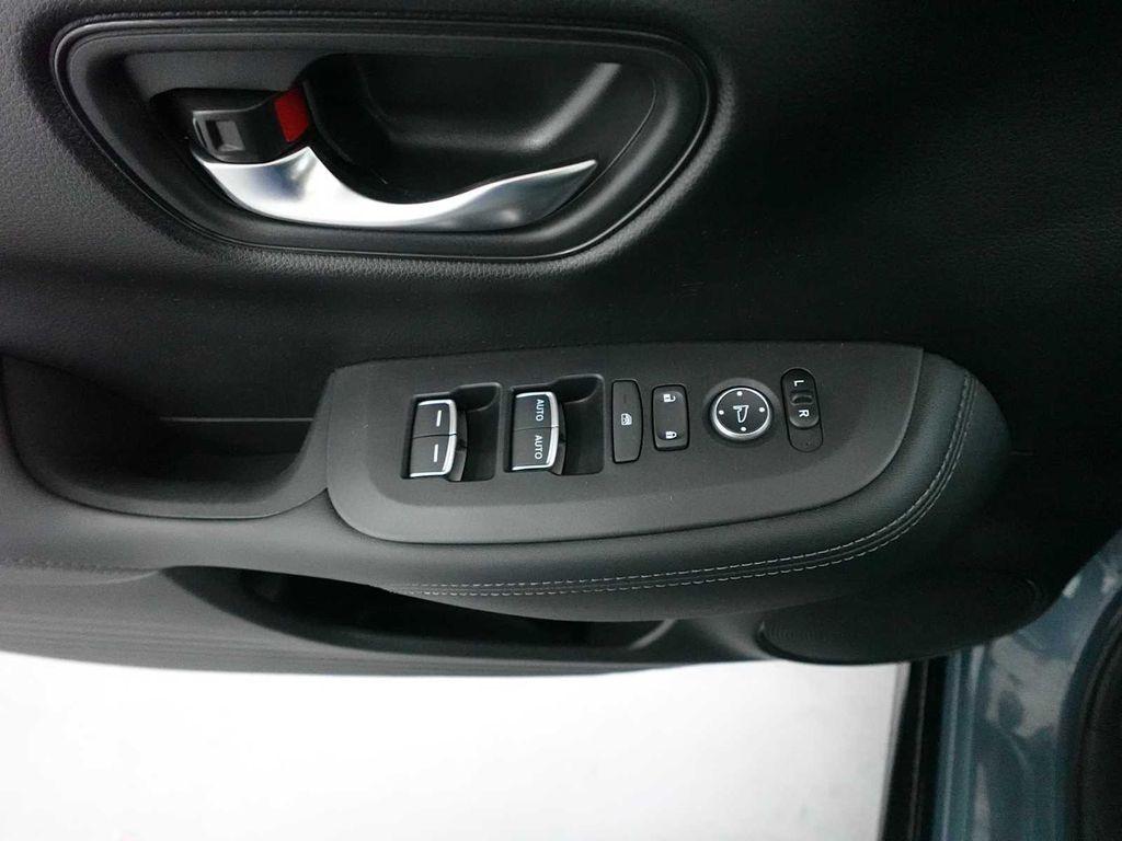 used 2025 Honda HR-V car, priced at $27,995