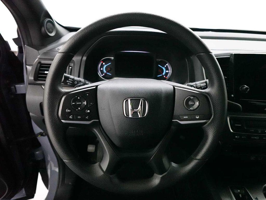used 2022 Honda Pilot car, priced at $26,992