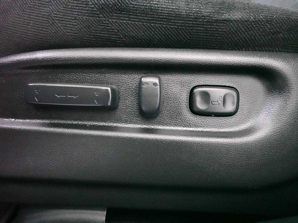 used 2022 Honda Pilot car, priced at $26,992