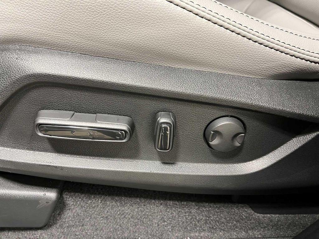 new 2025 Honda Pilot car, priced at $51,095