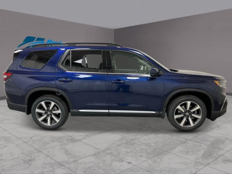 new 2025 Honda Pilot car, priced at $51,095