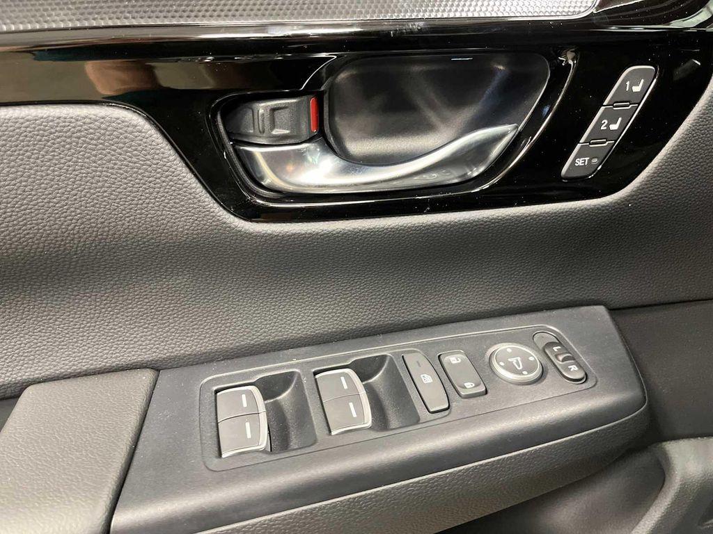 new 2026 Honda CR-V Hybrid car, priced at $44,000