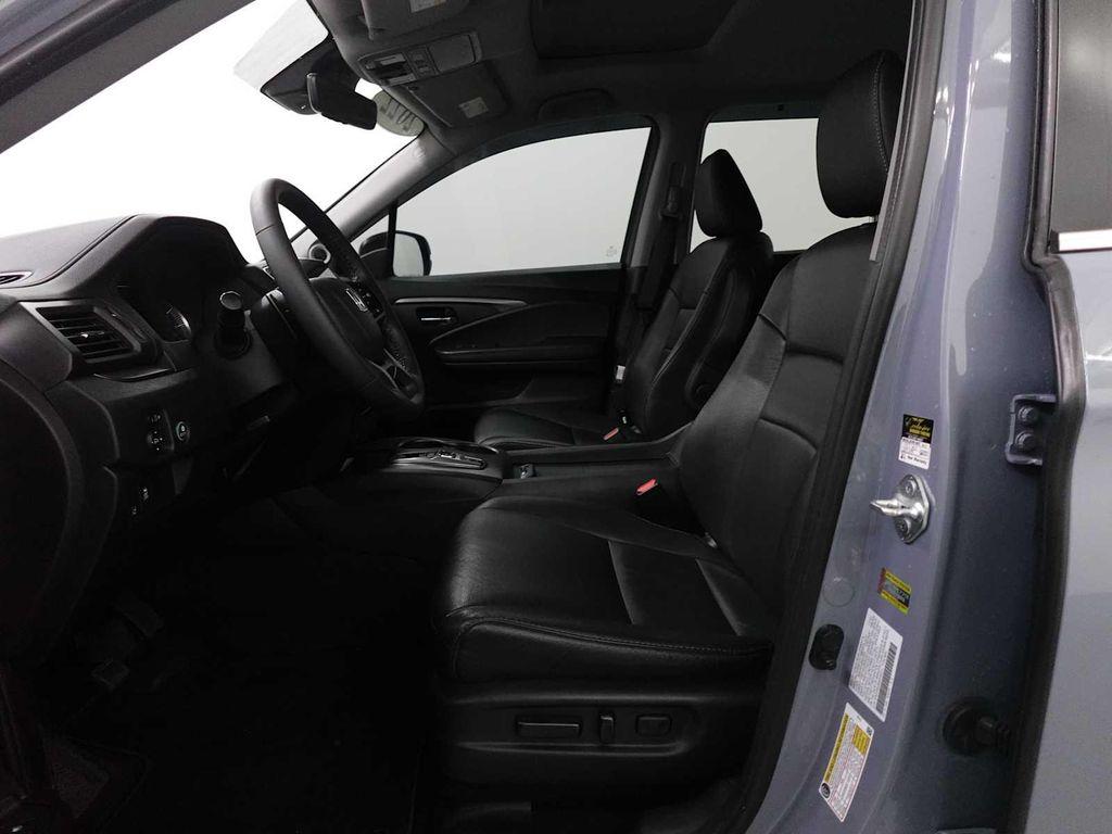 used 2022 Honda Pilot car, priced at $25,384