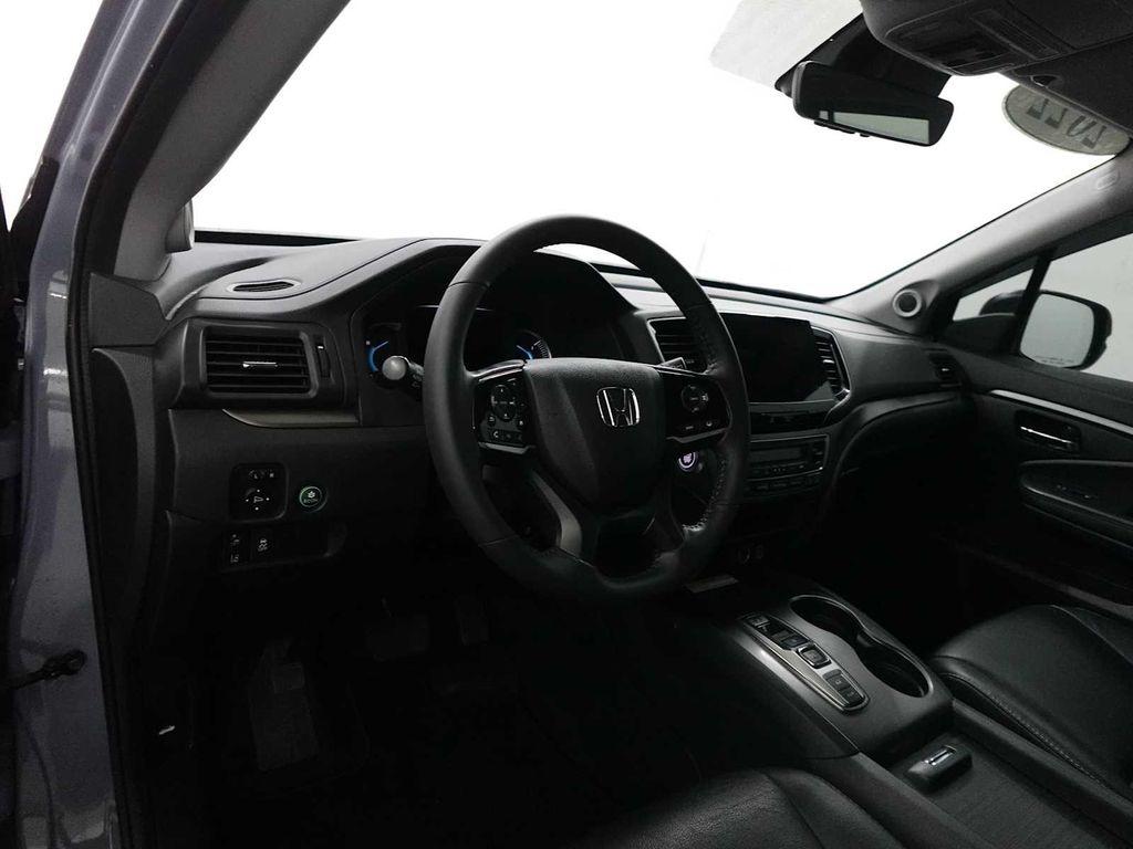 used 2022 Honda Pilot car, priced at $25,384