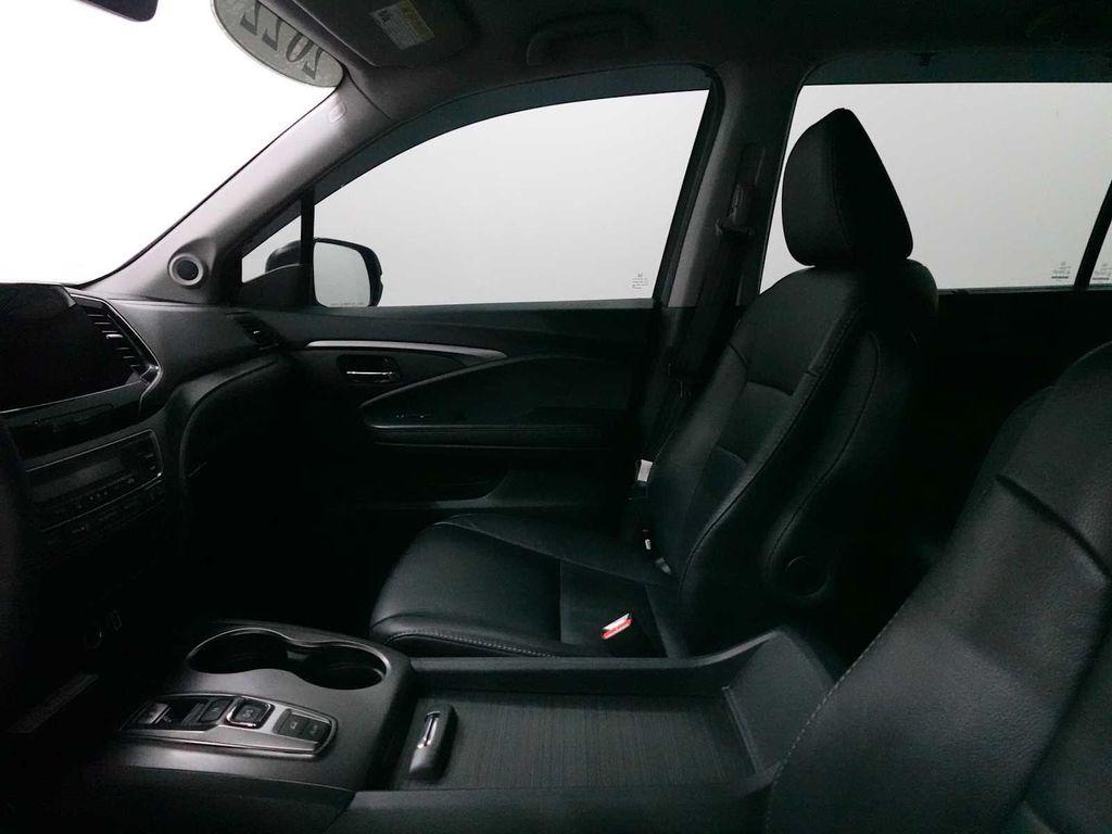 used 2022 Honda Pilot car, priced at $25,384