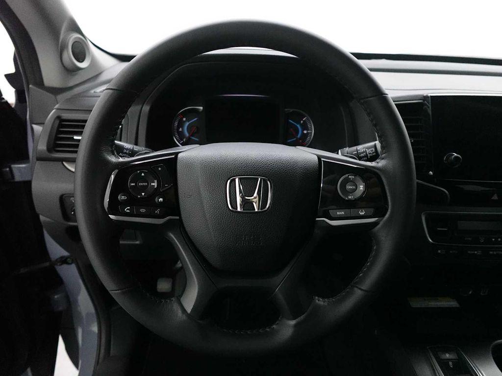 used 2022 Honda Pilot car, priced at $25,384
