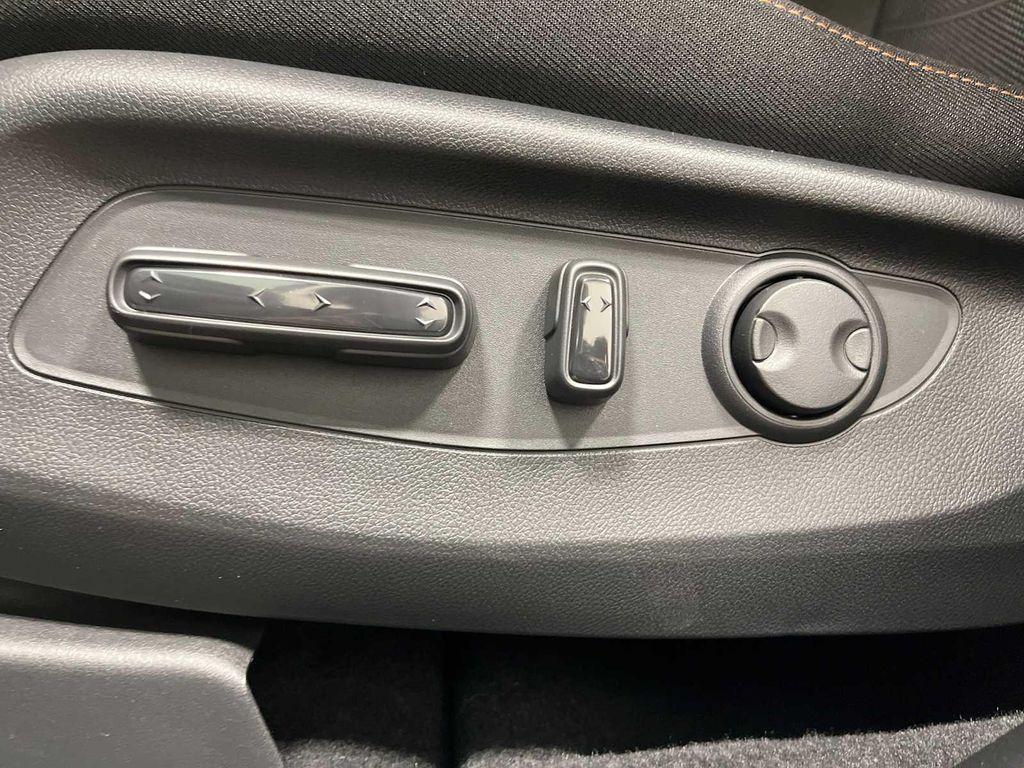 new 2026 Honda CR-V Hybrid car, priced at $38,580