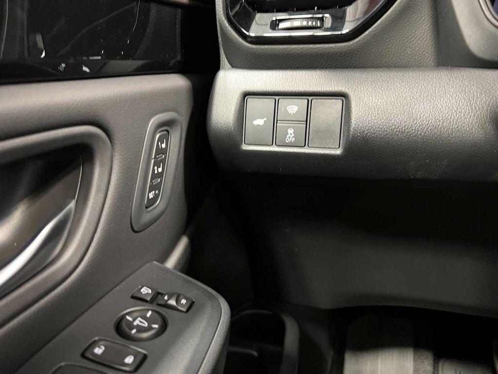 new 2025 Honda Pilot car, priced at $51,350