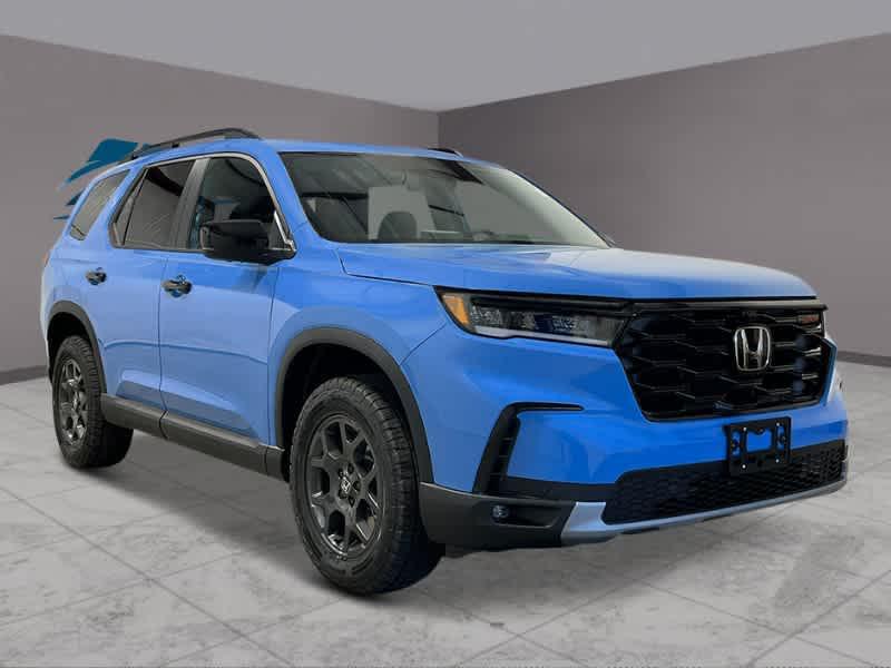 new 2025 Honda Pilot car, priced at $51,350